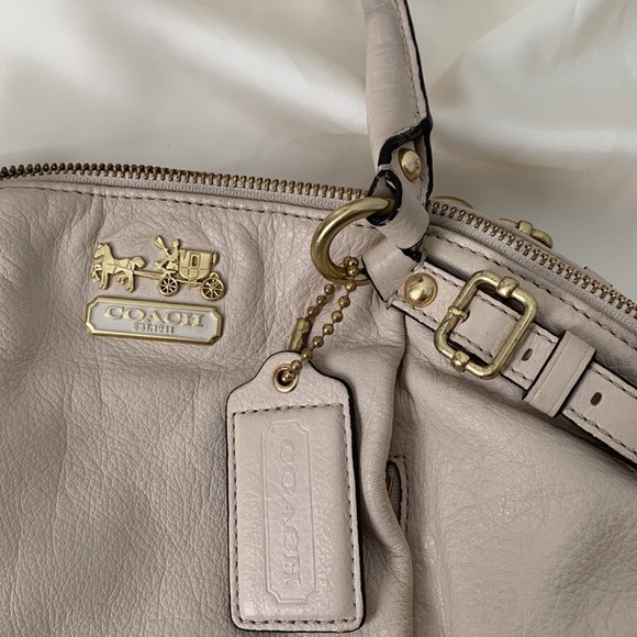 Coach Bag - Picture 15 of 15